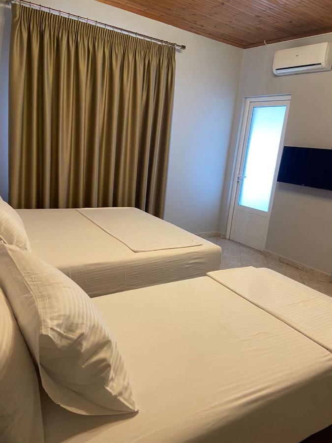 "Hotel Lili" Sarande Exterior photo