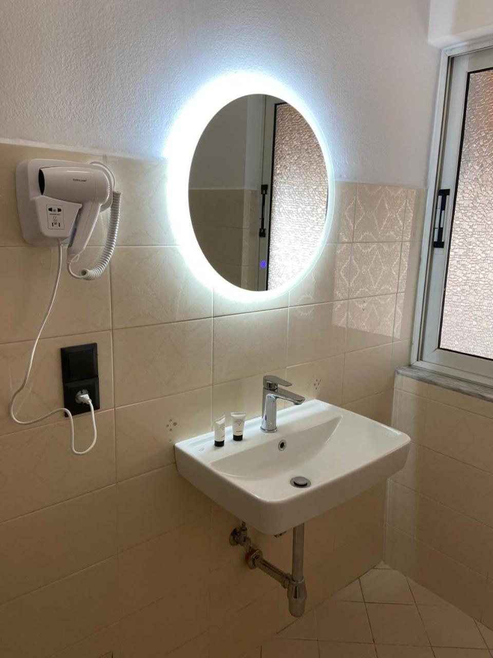 "Hotel Lili" Sarande Room photo
